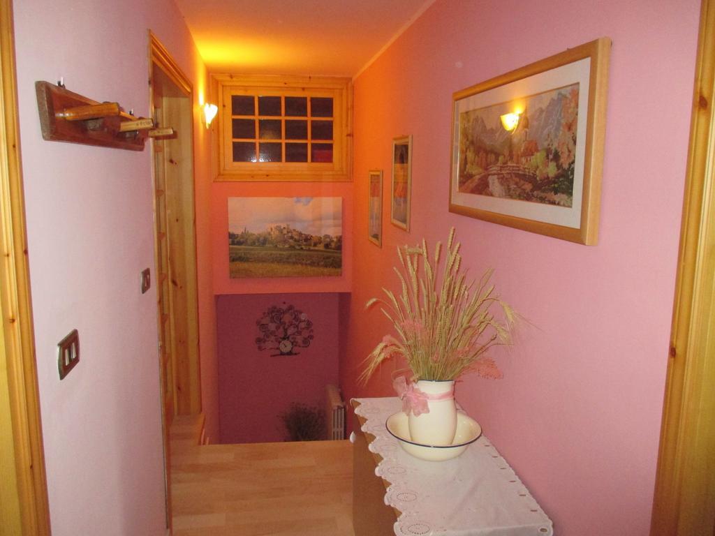 Belvilla By Oyo Graceful Apartment With Garden Petrella Guidi Buitenkant foto