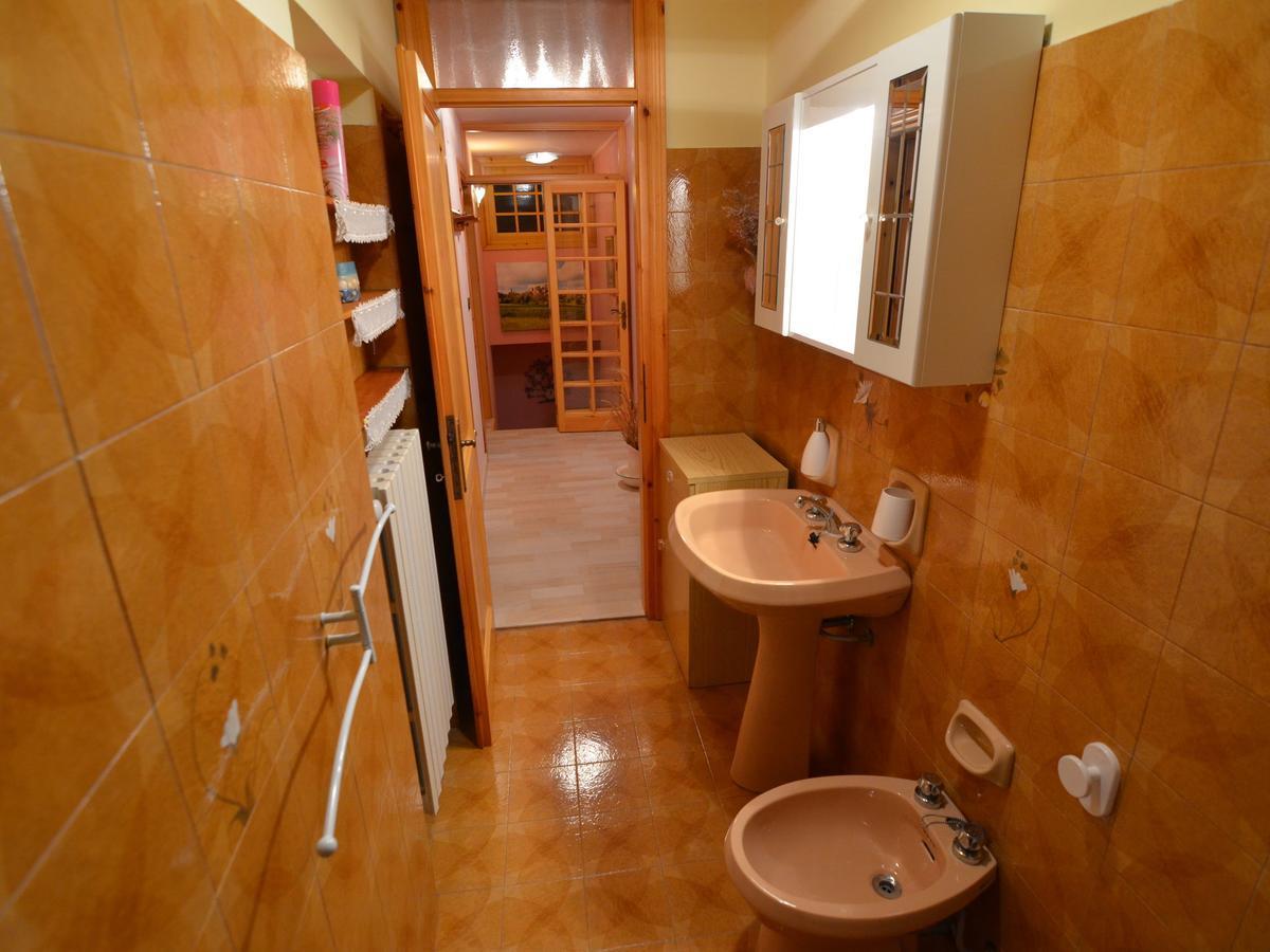 Belvilla By Oyo Graceful Apartment With Garden Petrella Guidi Buitenkant foto